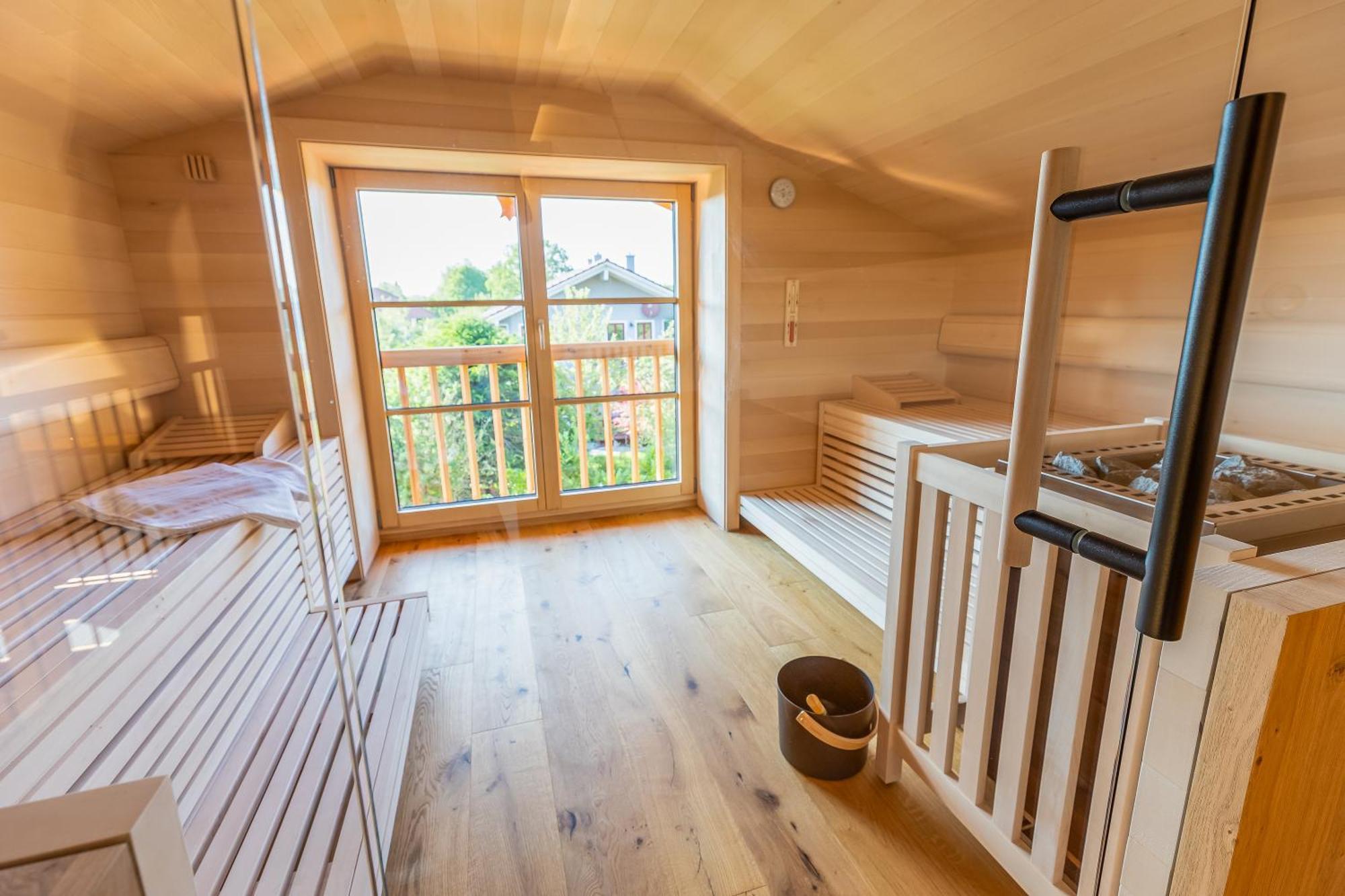 Apartamento Graf Chiemo - Direkt Am Chiemsee Mit Separatem Seezugang