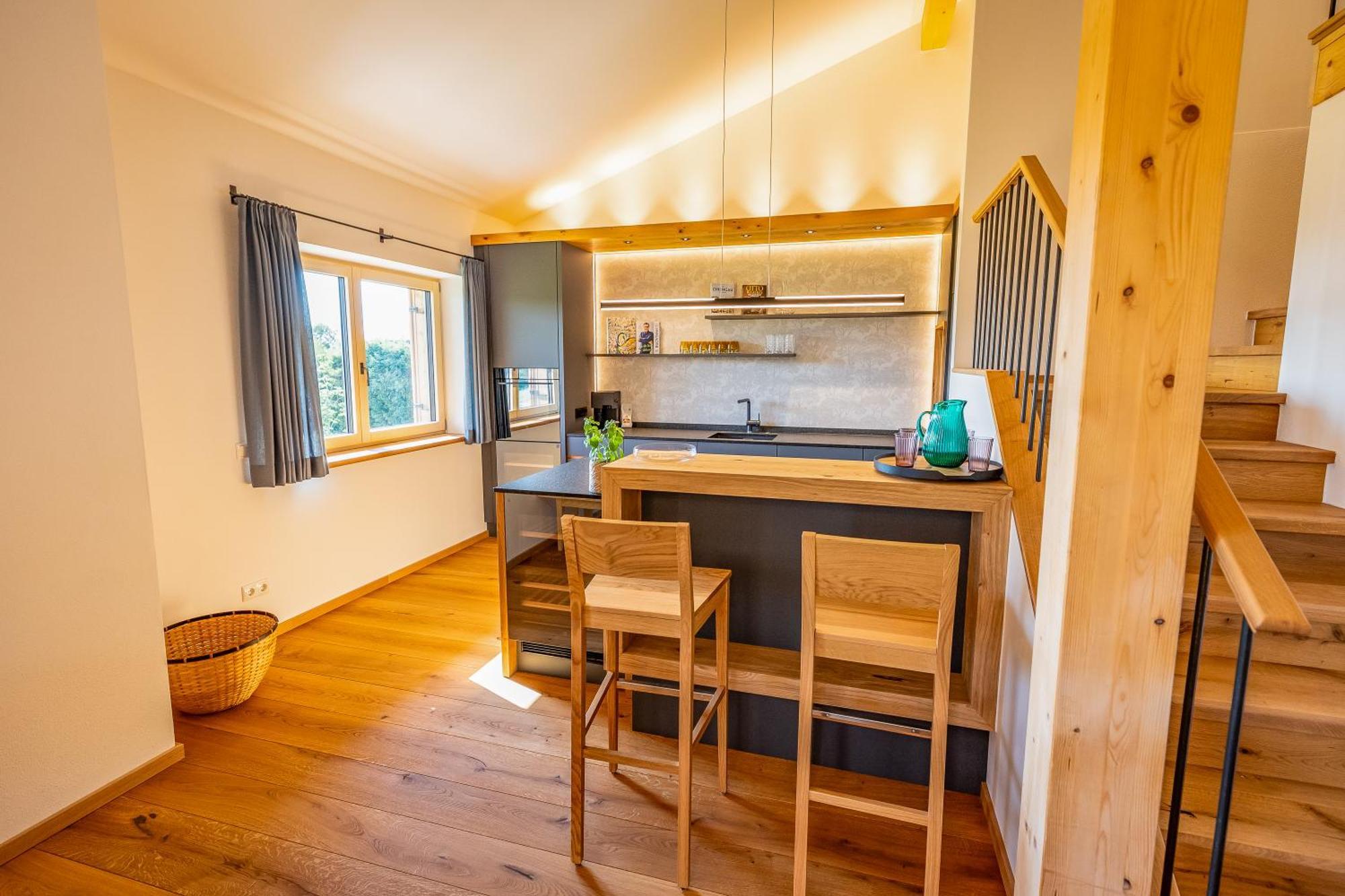 Apartment Graf Chiemo - Direkt Am Chiemsee Mit Separatem Seezugang