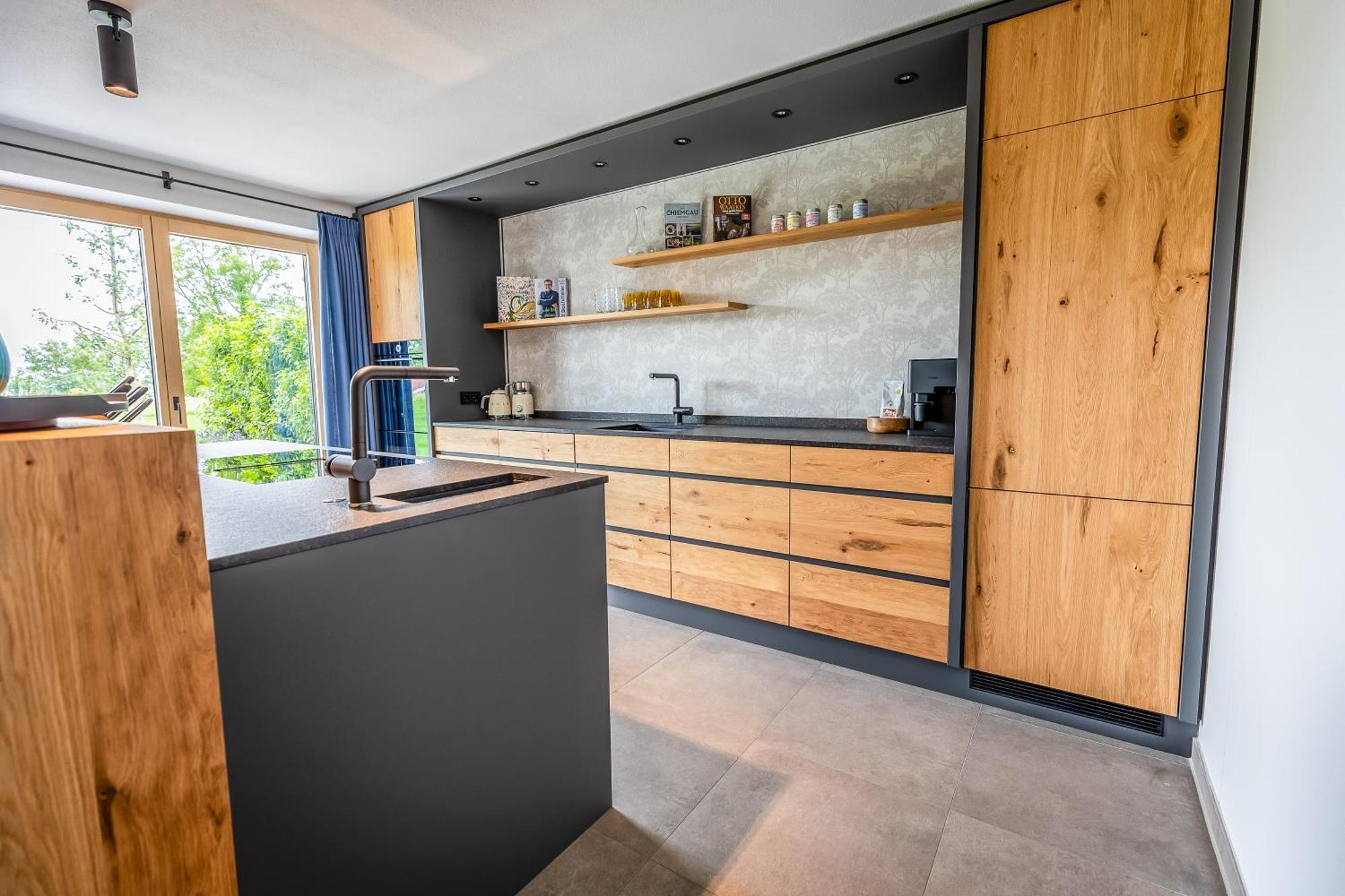 Graf Chiemo - Direkt Am Chiemsee Mit Separatem Seezugang Apartment *